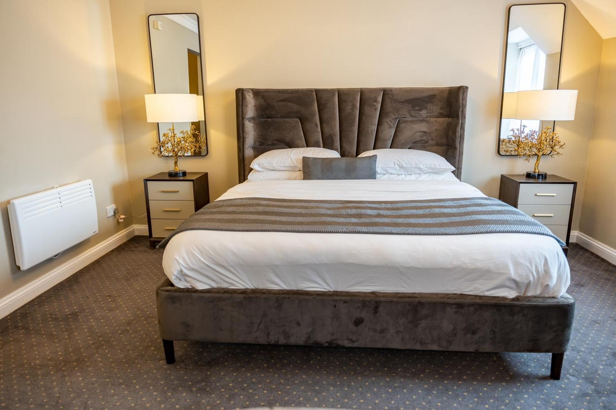 The Pear Tree Inn & Country Hotel Hindlip Extérieur photo