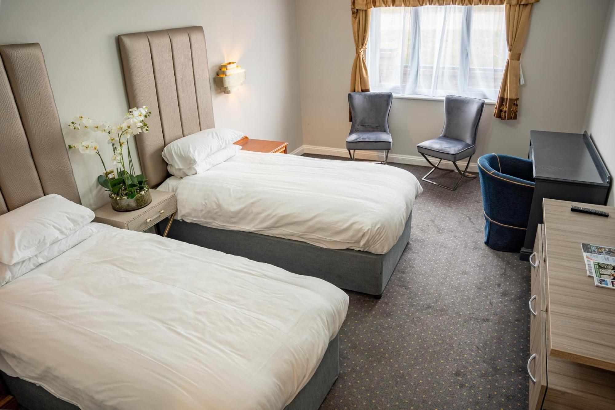 The Pear Tree Inn & Country Hotel Hindlip Extérieur photo